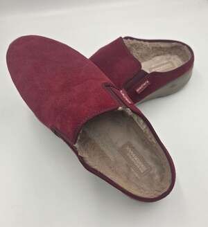 Skechers GoGa Max Women's Suede Fur-Lined Mule Slip-On Slippers, Burgundy